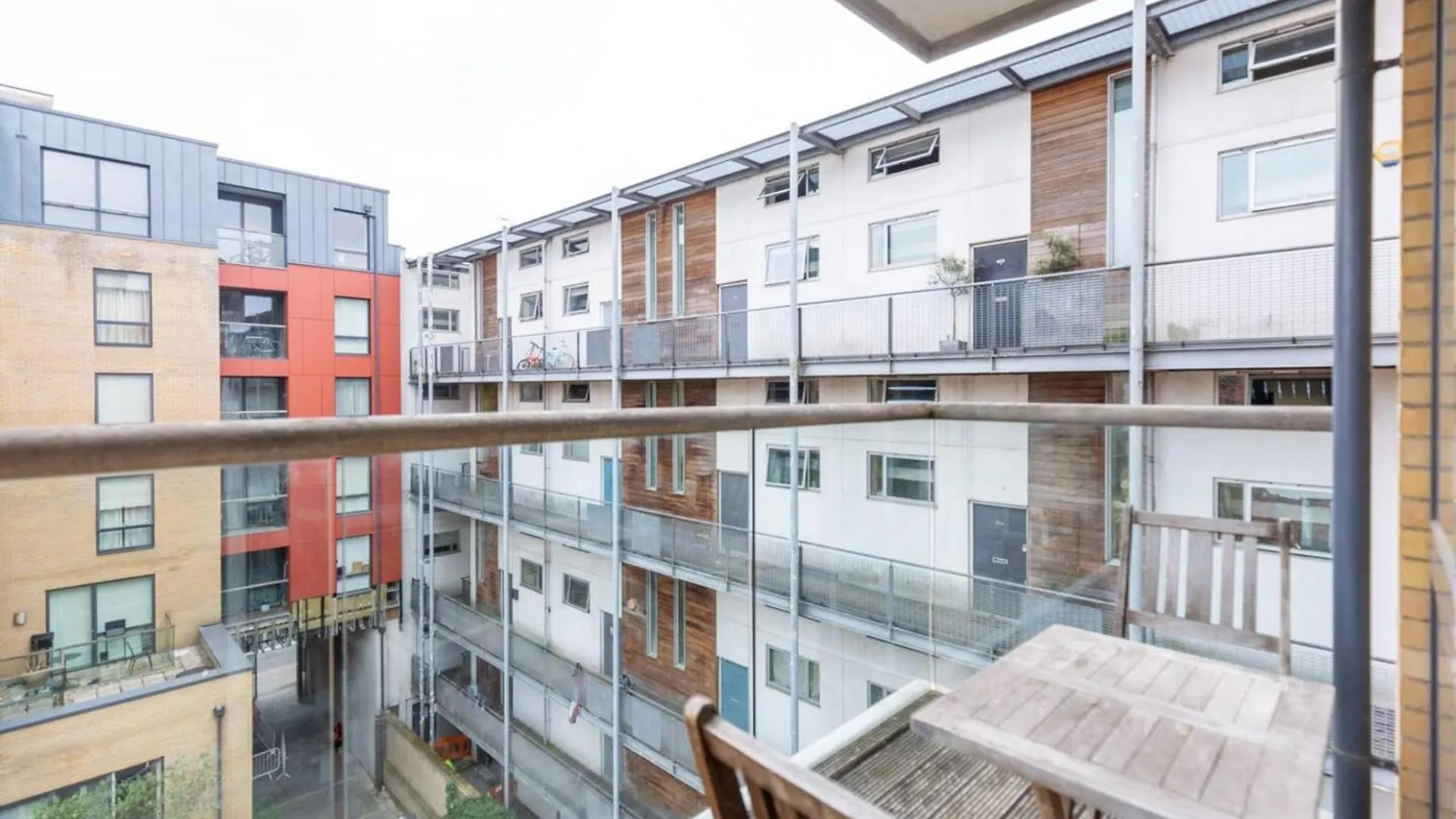 Vibrant & Inviting 1Bd Flat Heart Of Haggerston! Apartment London